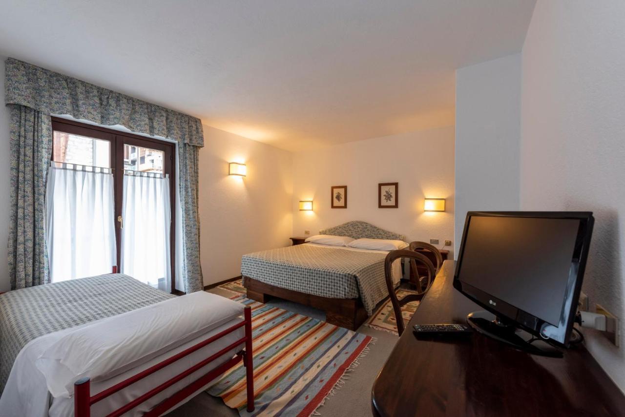 Hotel Triolet Courmayeur Exterior photo