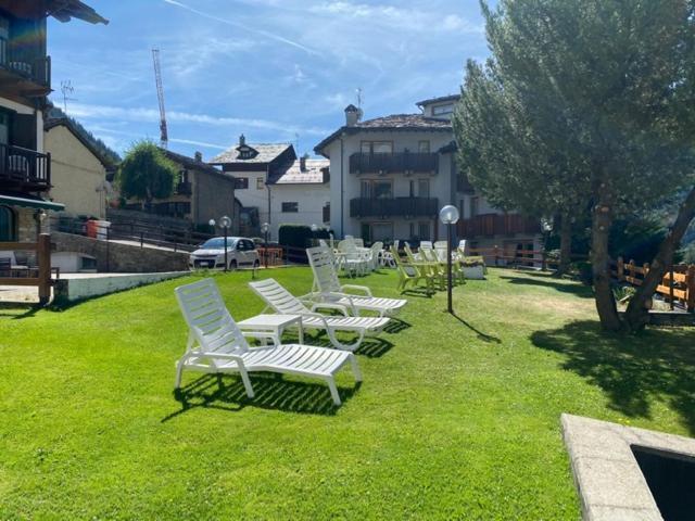Hotel Triolet Courmayeur Exterior photo