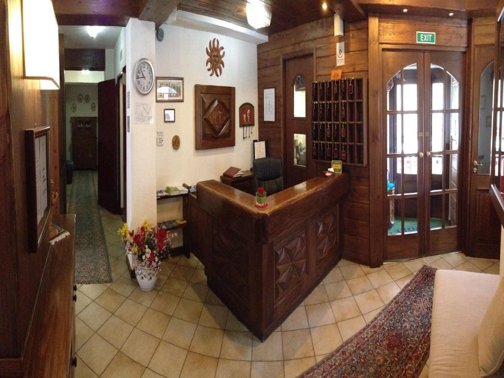 Hotel Triolet Courmayeur Exterior photo