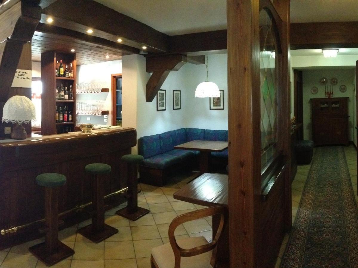 Hotel Triolet Courmayeur Exterior photo